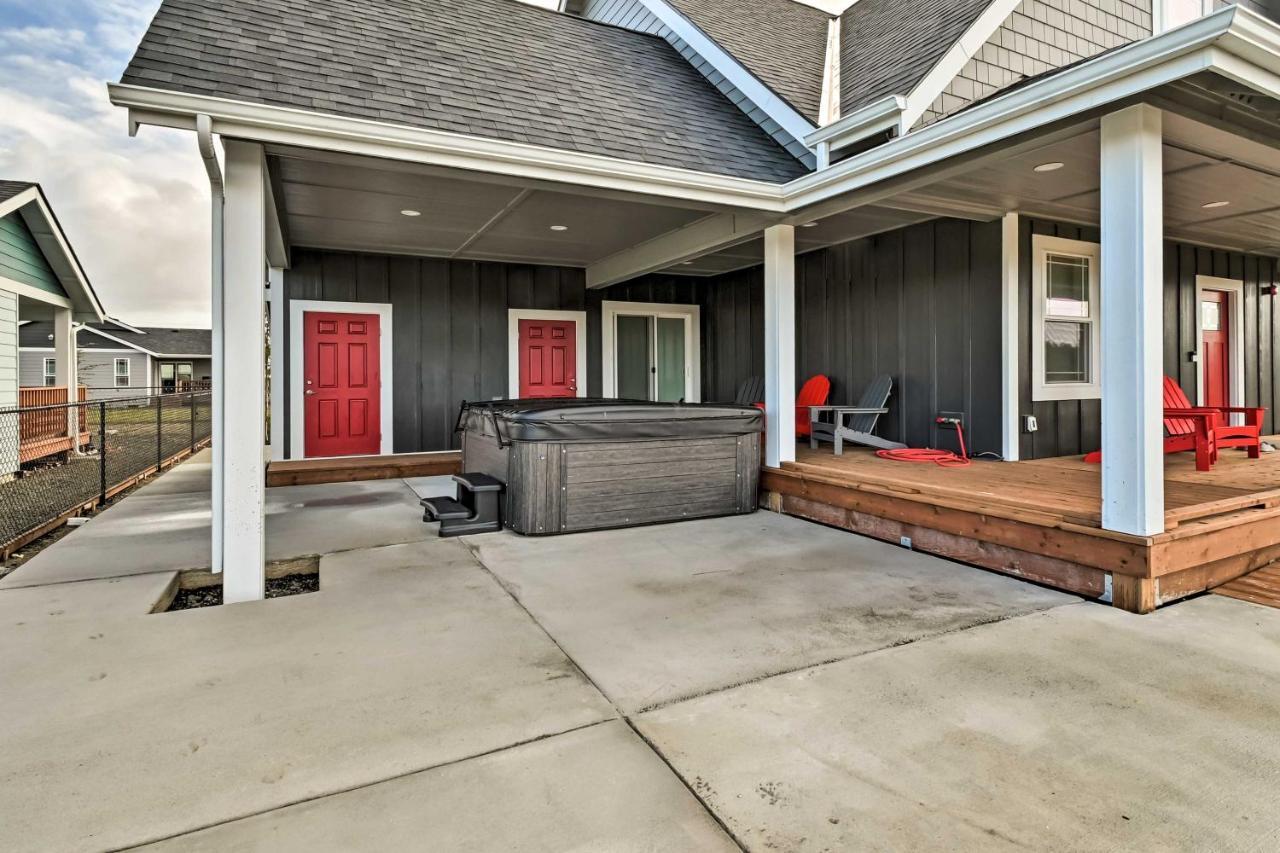 Ocean Shores Getaway With Fireplace And Hot Tub! Экстерьер фото